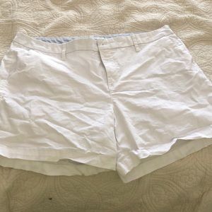 Old navy “every day shorts” in white , worn once
